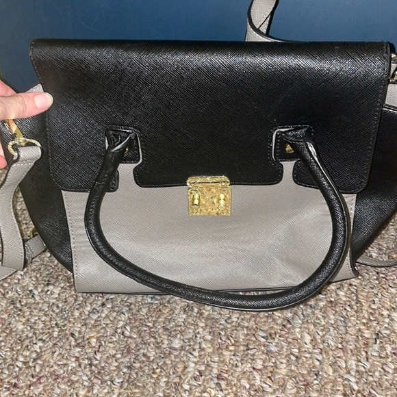 Womens Small Purse - Picture 1 of 5